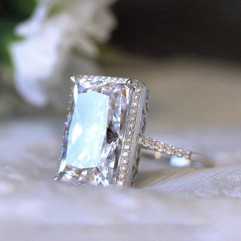 Bright Rectangular Stunning Fashion Ring